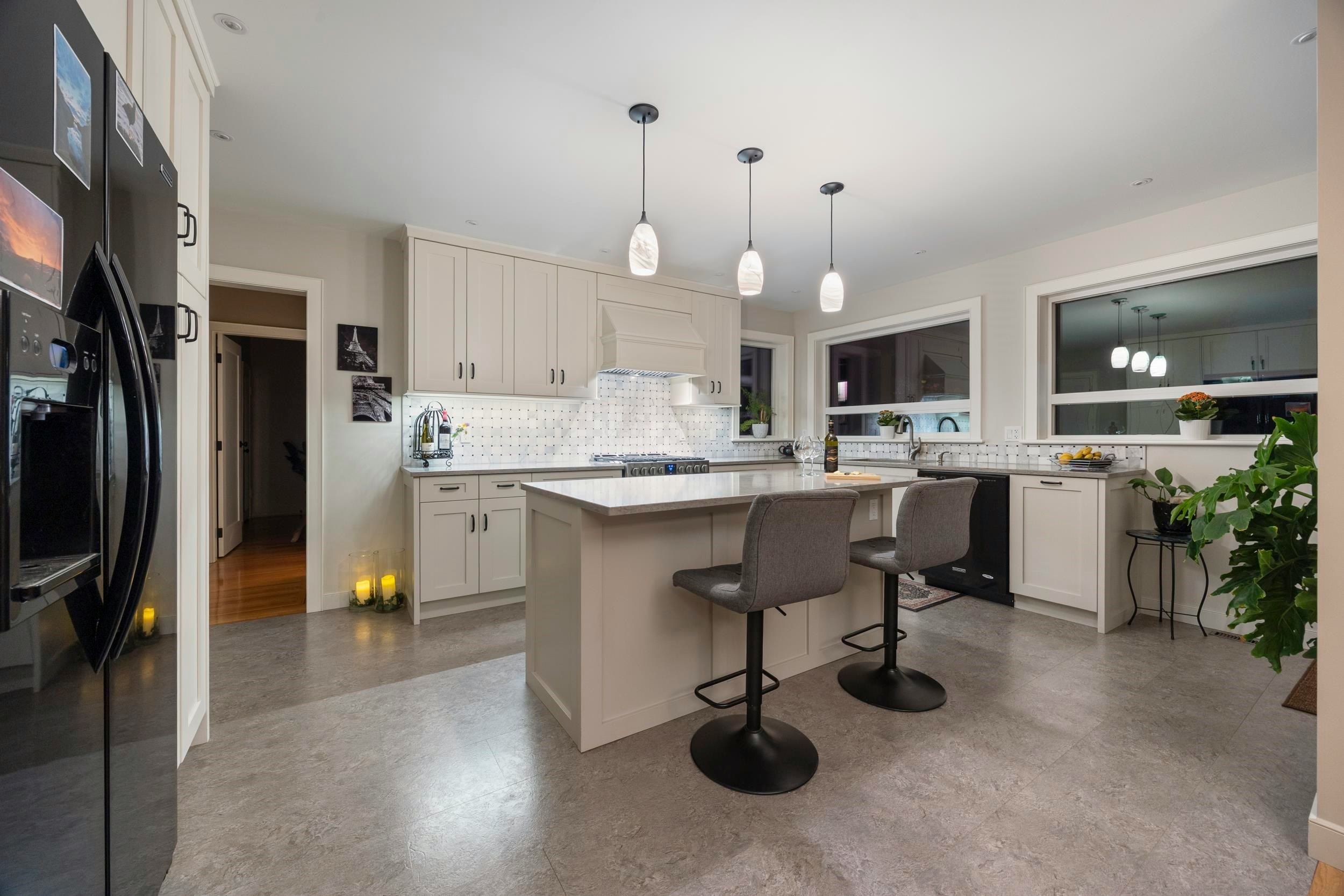8236 17th Avenue, Burnaby, BC, V3N 1M8 - 17