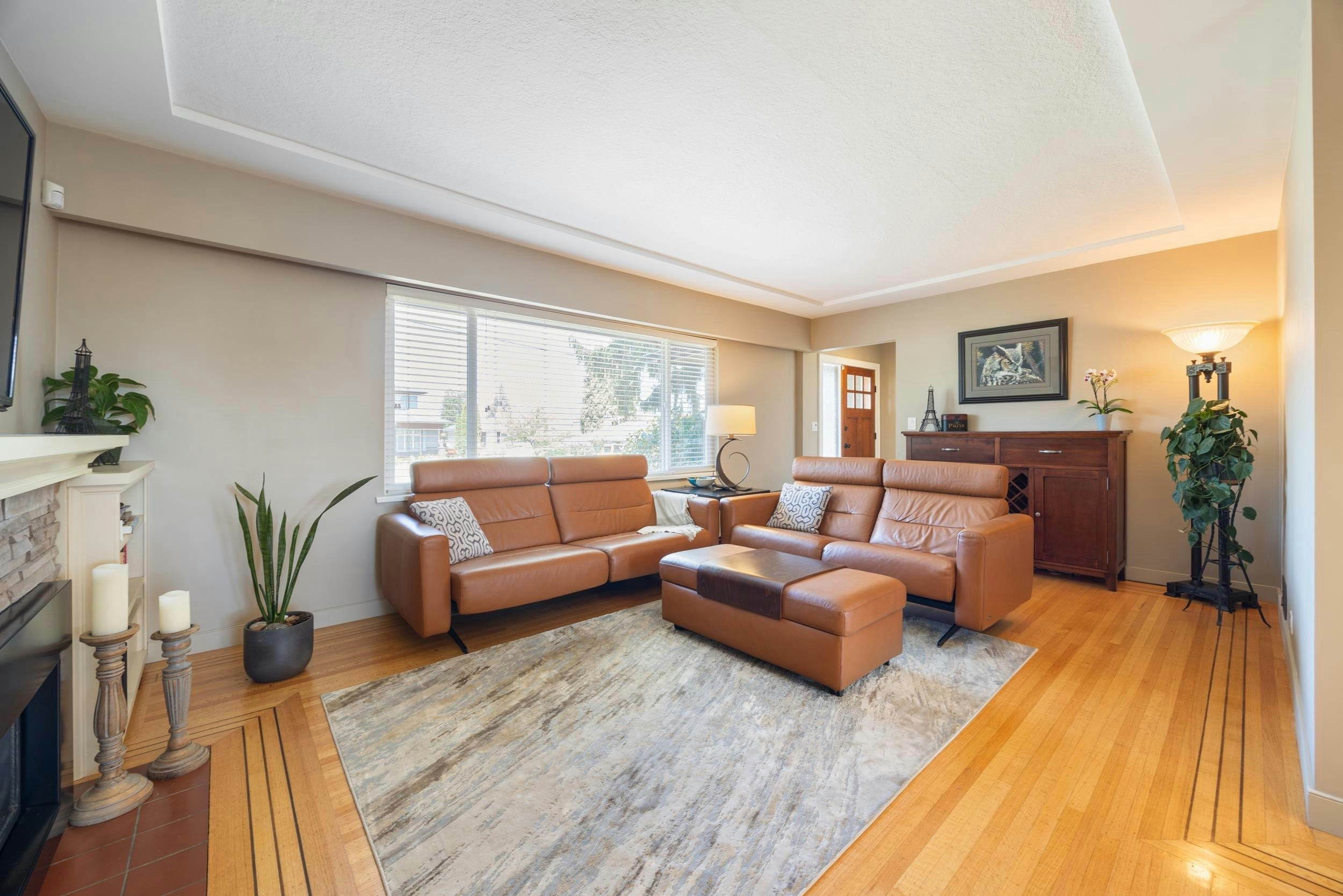 8236 17th Avenue, Burnaby, BC, V3N 1M8 - 8