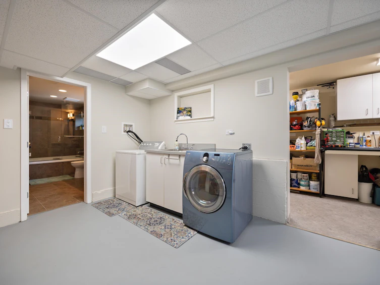 8236 17th Avenue, Burnaby, BC, V3N 1M8 - 26
