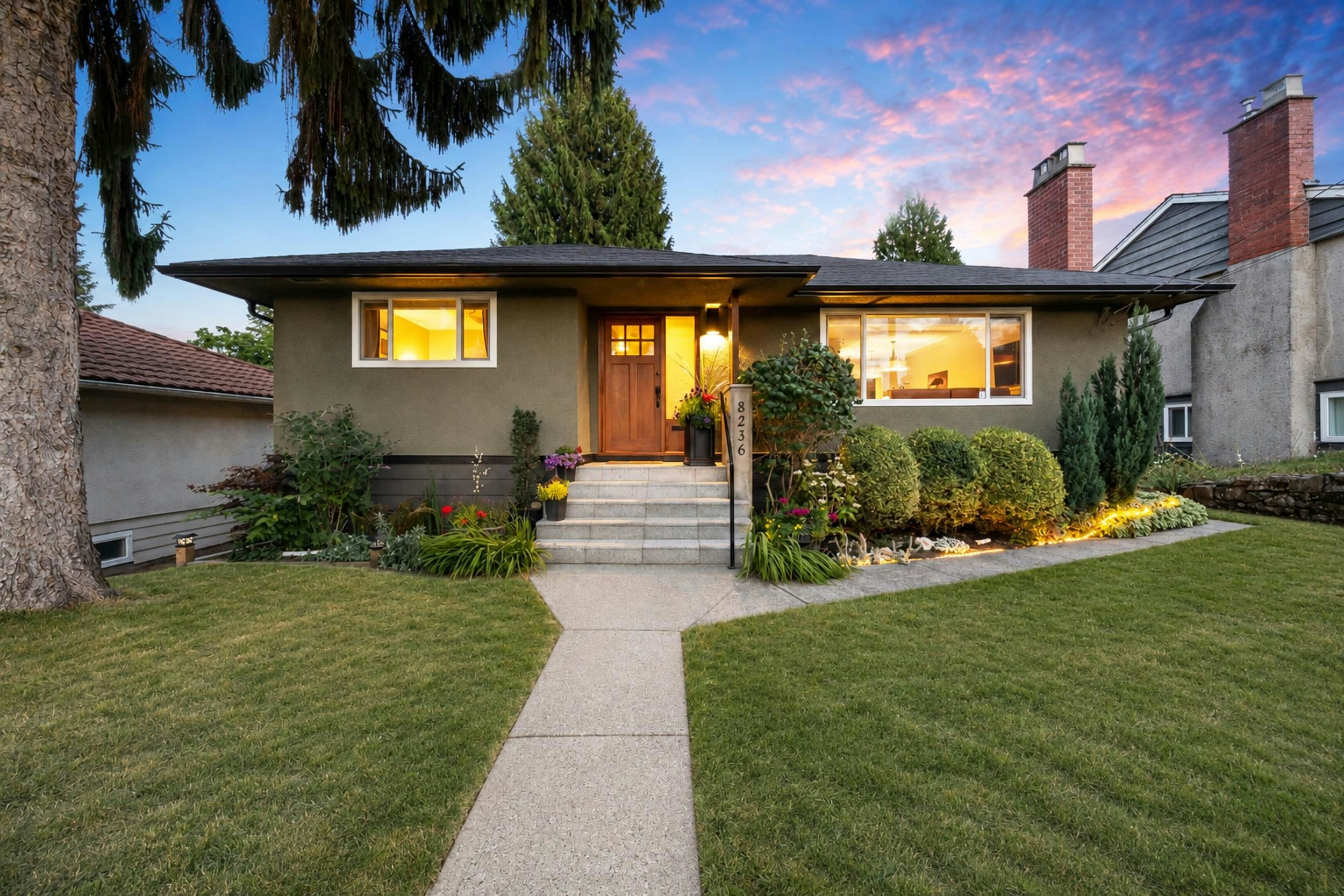8236 17th Avenue, Burnaby, BC, V3N 1M8