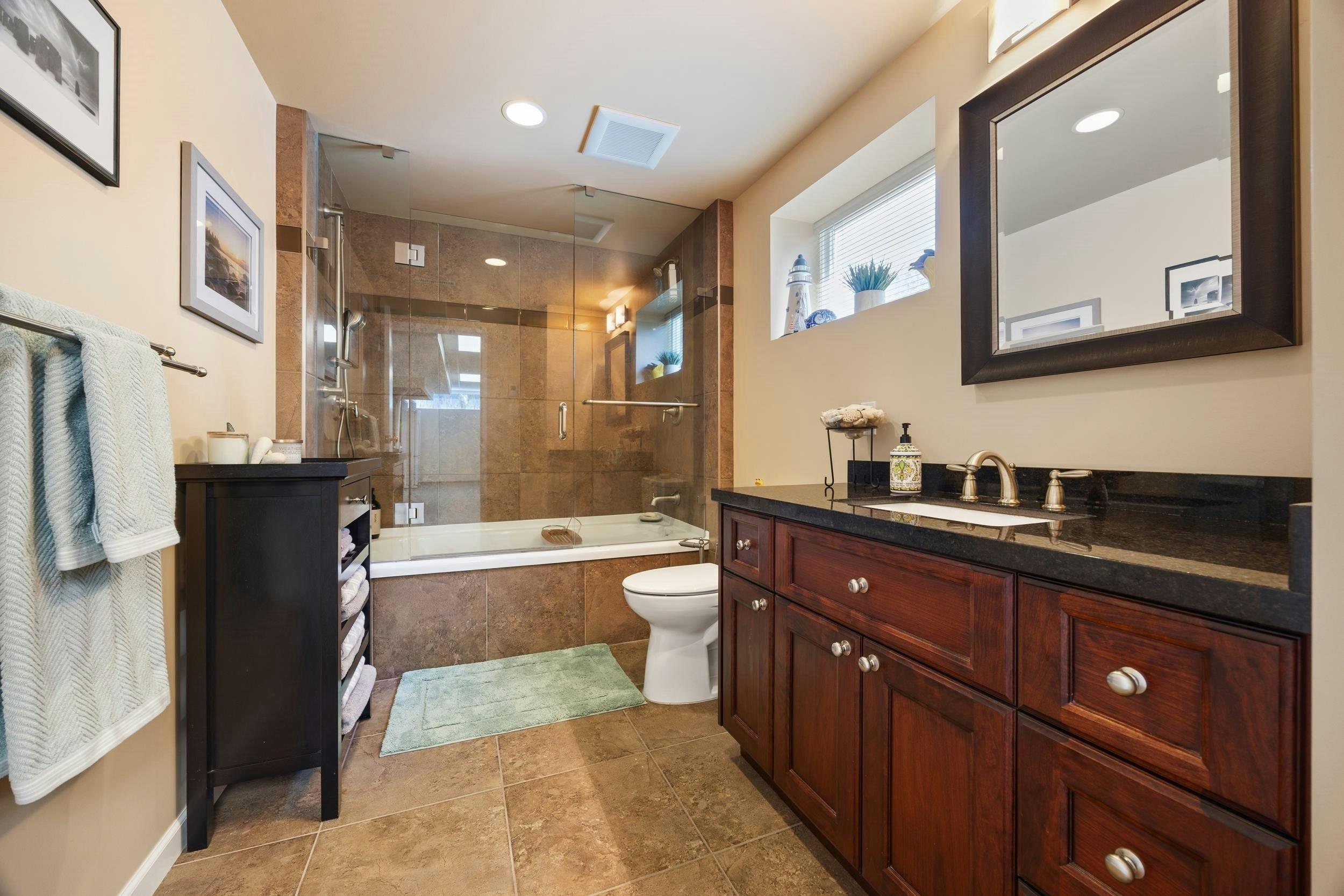 8236 17th Avenue, Burnaby, BC, V3N 1M8 - 25