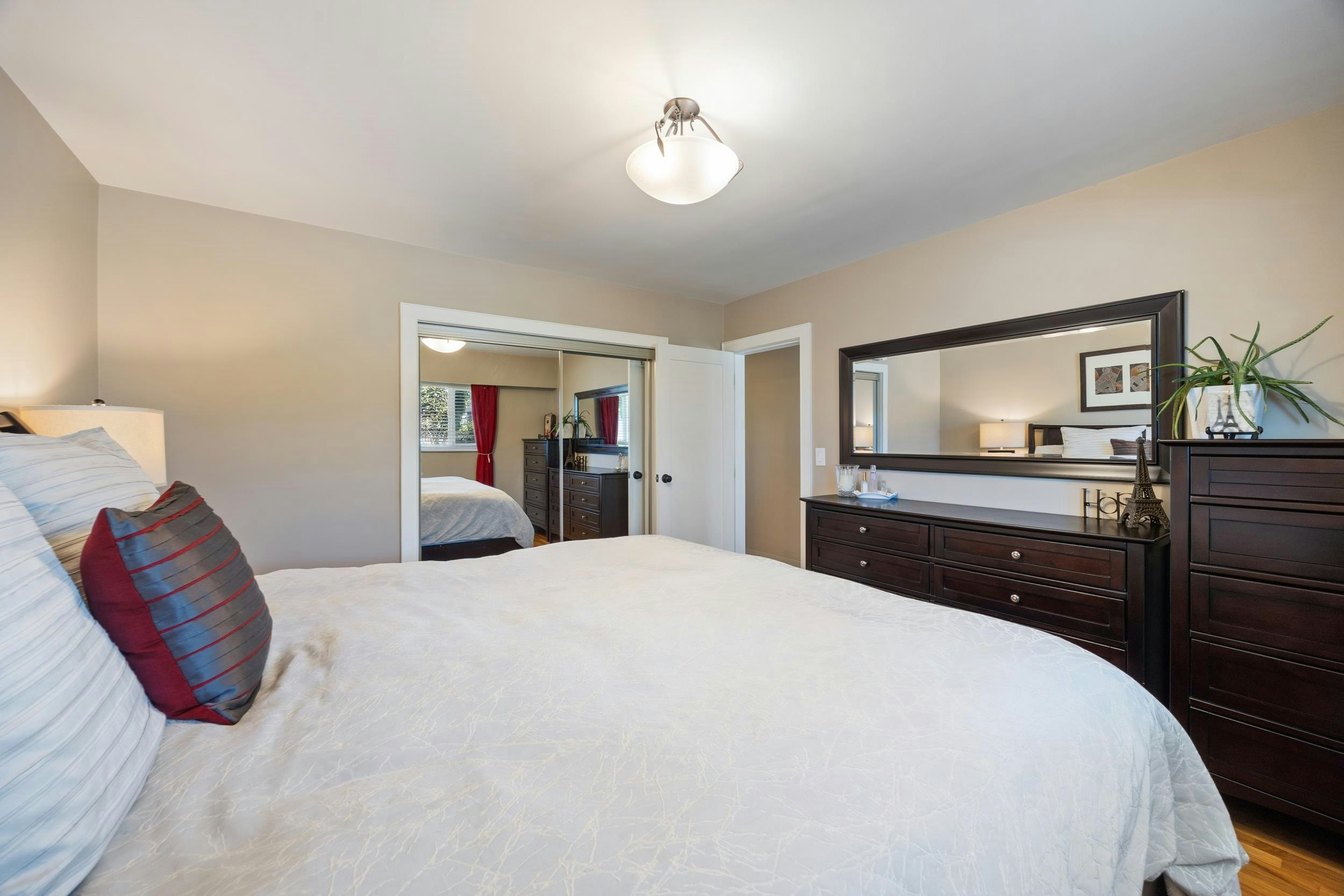8236 17th Avenue, Burnaby, BC, V3N 1M8 - 19