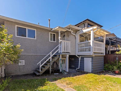 25 E 47th Avenue - 4