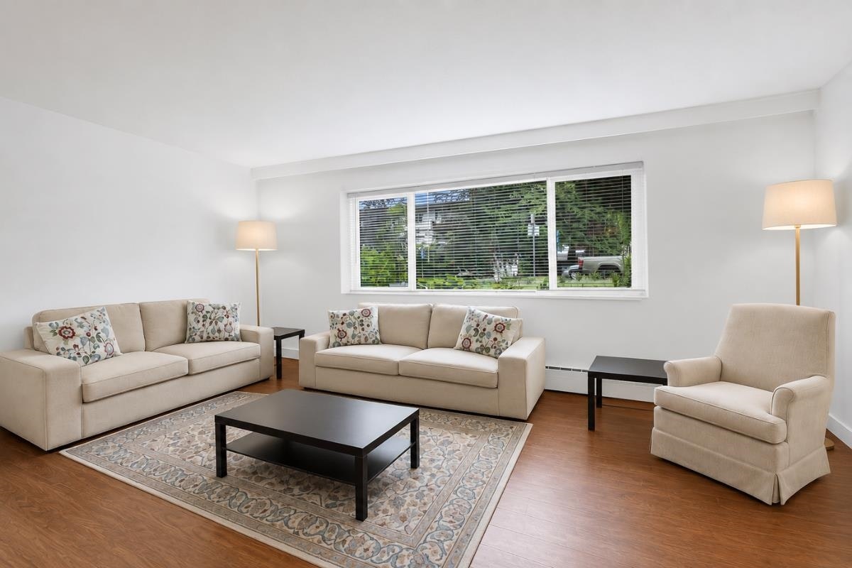 1-1420 Chesterfield Avenue, North Vancouver, BC, V7M 2N4