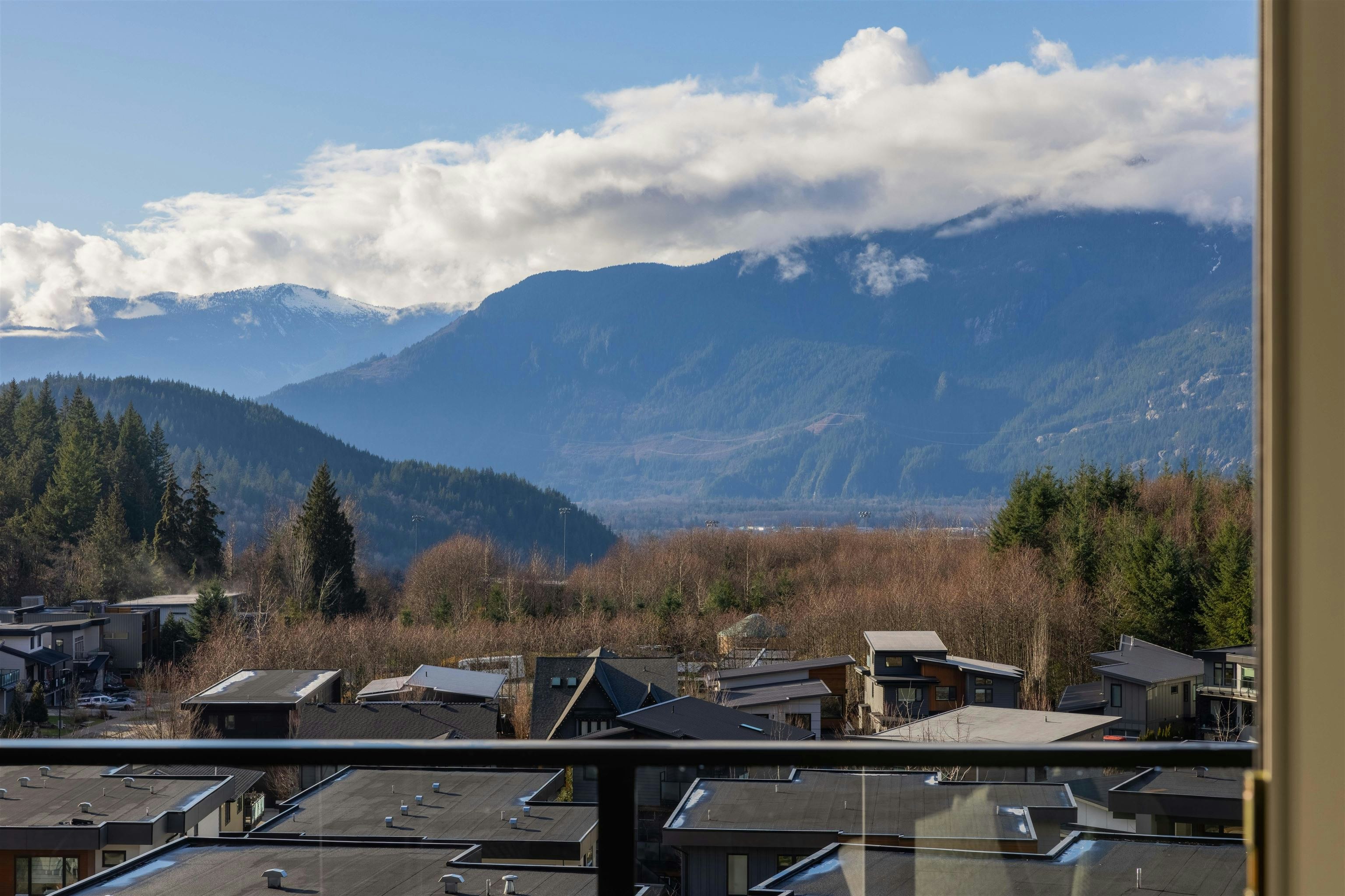 101-3405 Mamquam Road, Squamish, BC, V8B 1E4 - 32