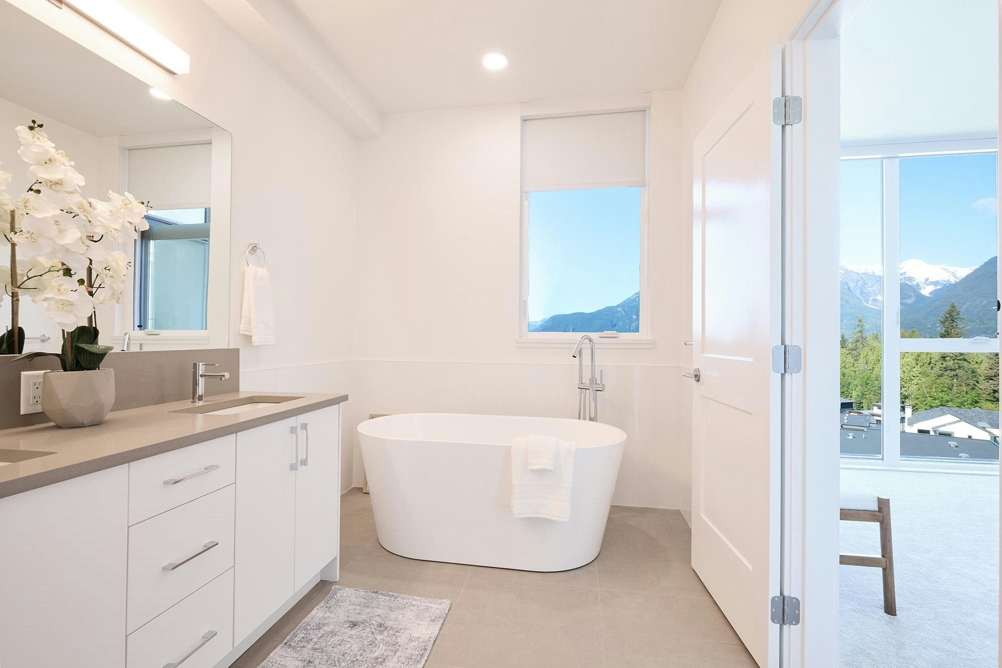 101-3405 Mamquam Road, Squamish, BC, V8B 1E4 - 5