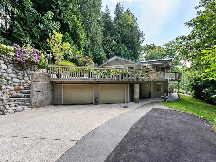 24400 56 Avenue, Langley, BC, V2Z 1E9