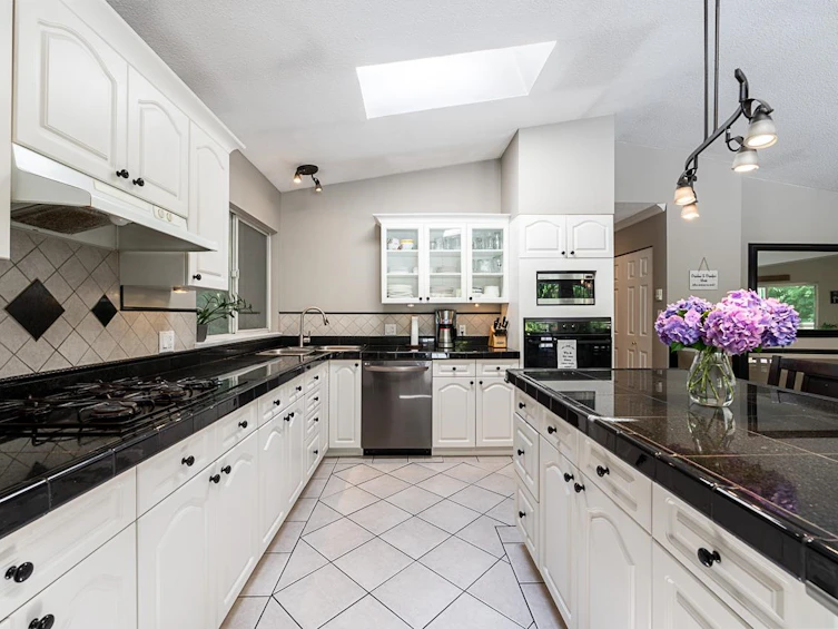 24400 56 Avenue, Langley, BC, V2Z 1E9 - 13