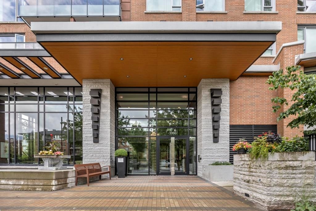 2404-3100 Windsor Gate, Coquitlam, BC, V3B 0P3