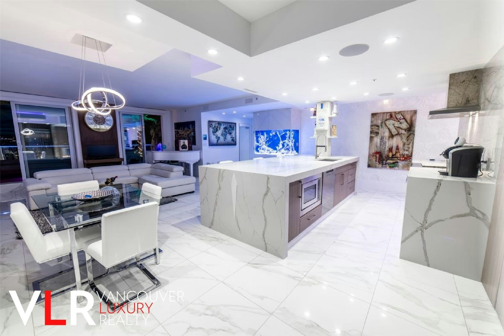 PH-199 Drake Street, Vancouver, BC, V6Z 2Y8 - 3