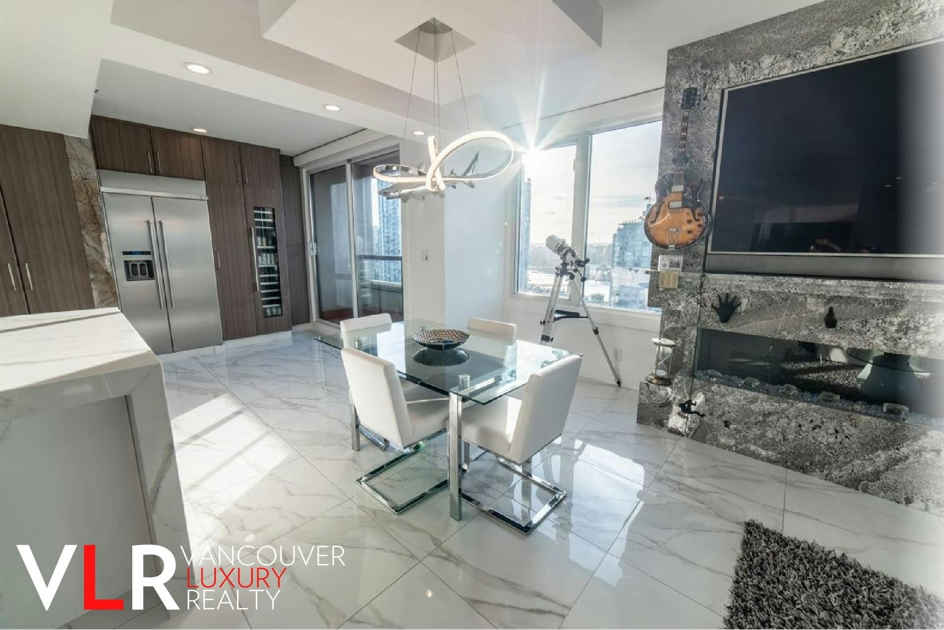 PH-199 Drake Street, Vancouver, BC, V6Z 2Y8 - 38