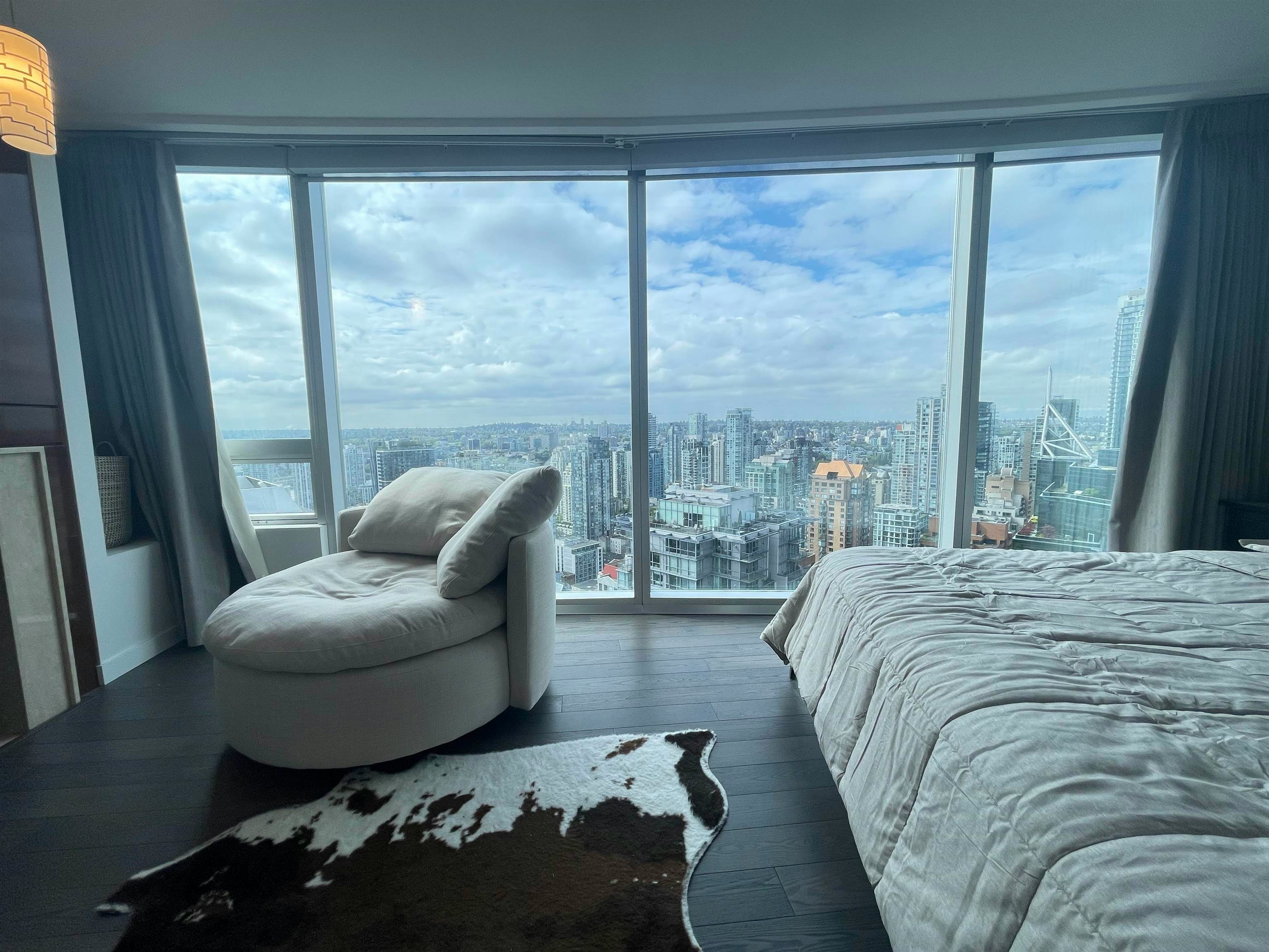 938 Nelson Street, Vancouver, BC, V6Z 3A7 - 11
