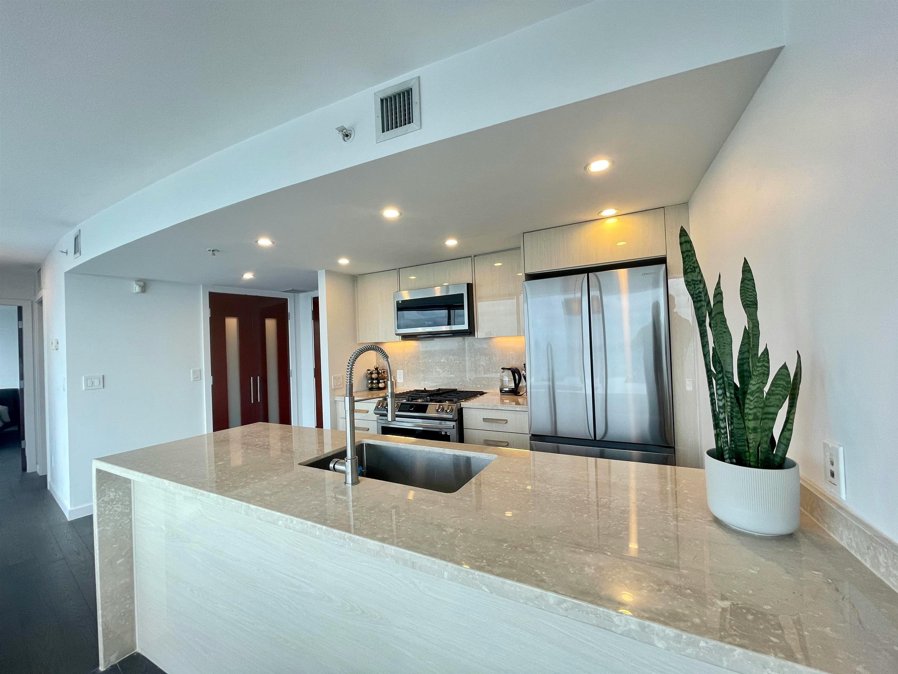 938 Nelson Street, Vancouver, BC, V6Z 3A7 - 20