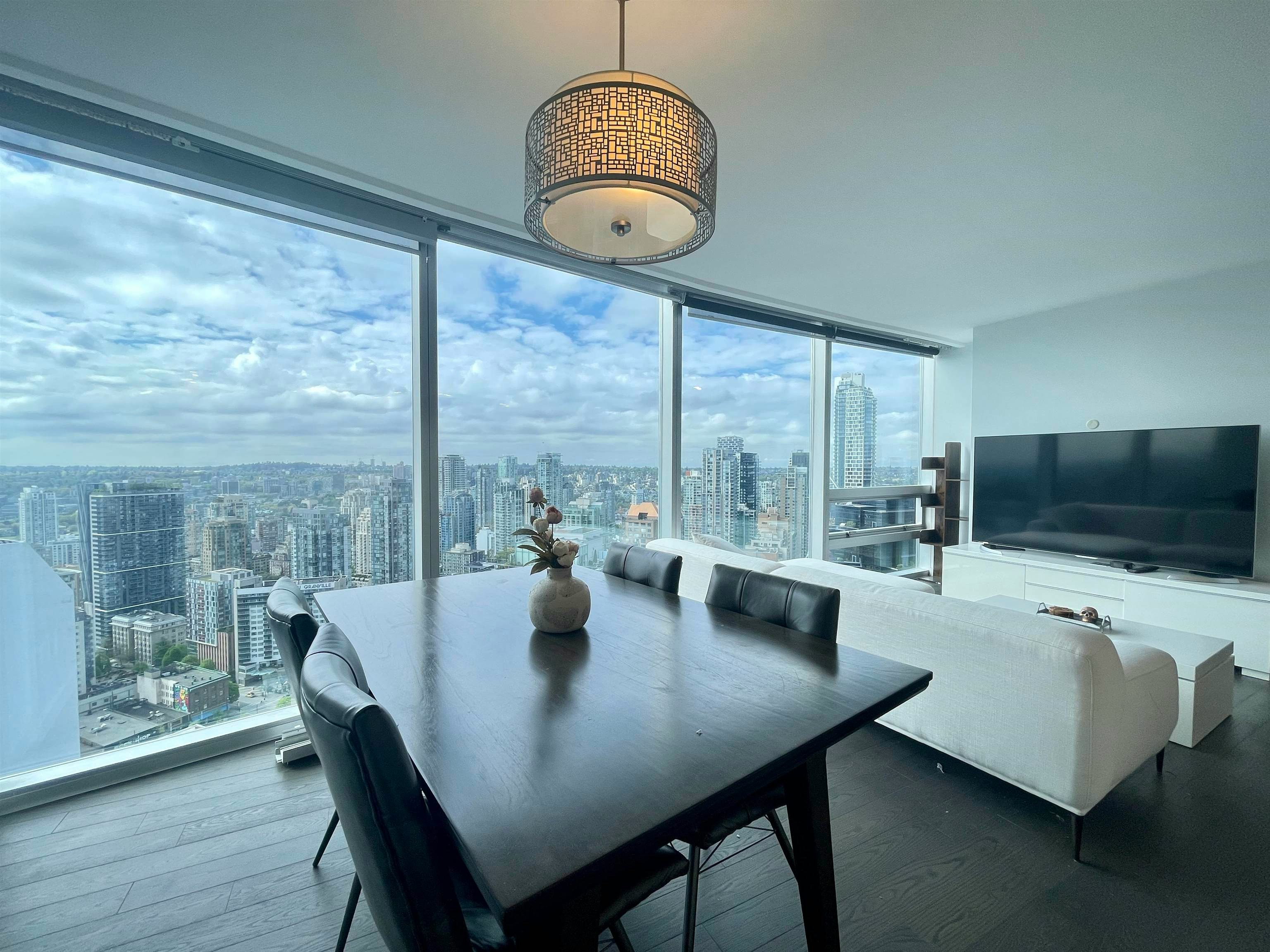 938 Nelson Street, Vancouver, BC, V6Z 3A7 - 4