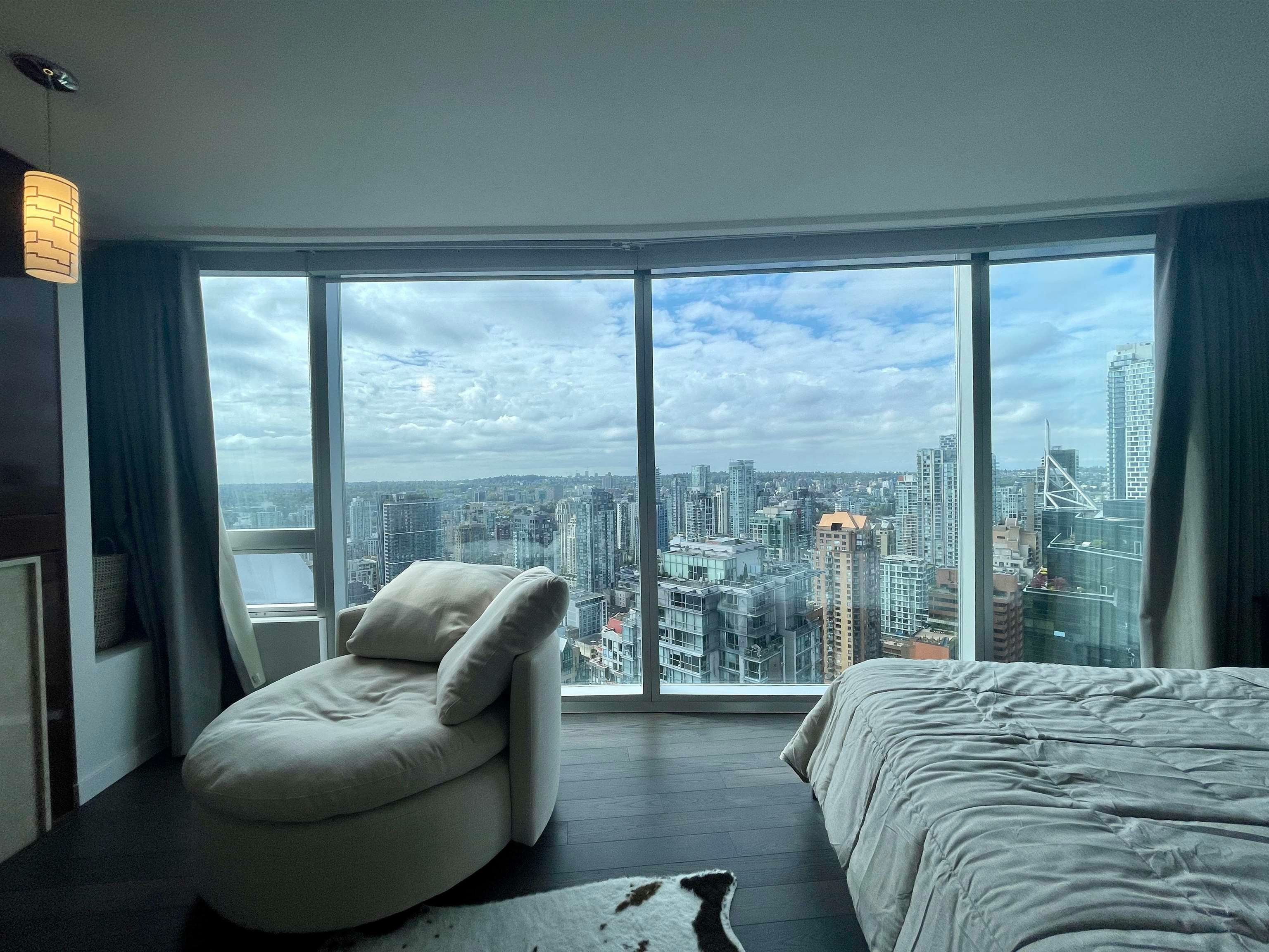 938 Nelson Street, Vancouver, BC, V6Z 3A7 - 12