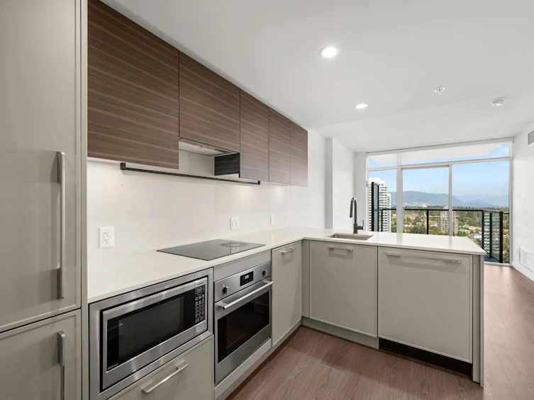 2908-13745 George Junction, Surrey, BC, V3T 0V8