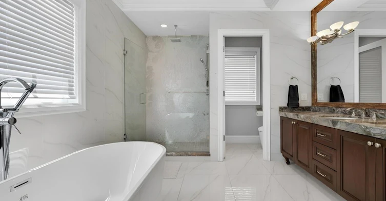 3818 Broadway W, Vancouver, BC, V6R 2C3 - 16