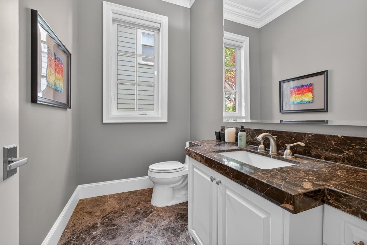 3818 Broadway W, Vancouver, BC, V6R 2C3 - 13