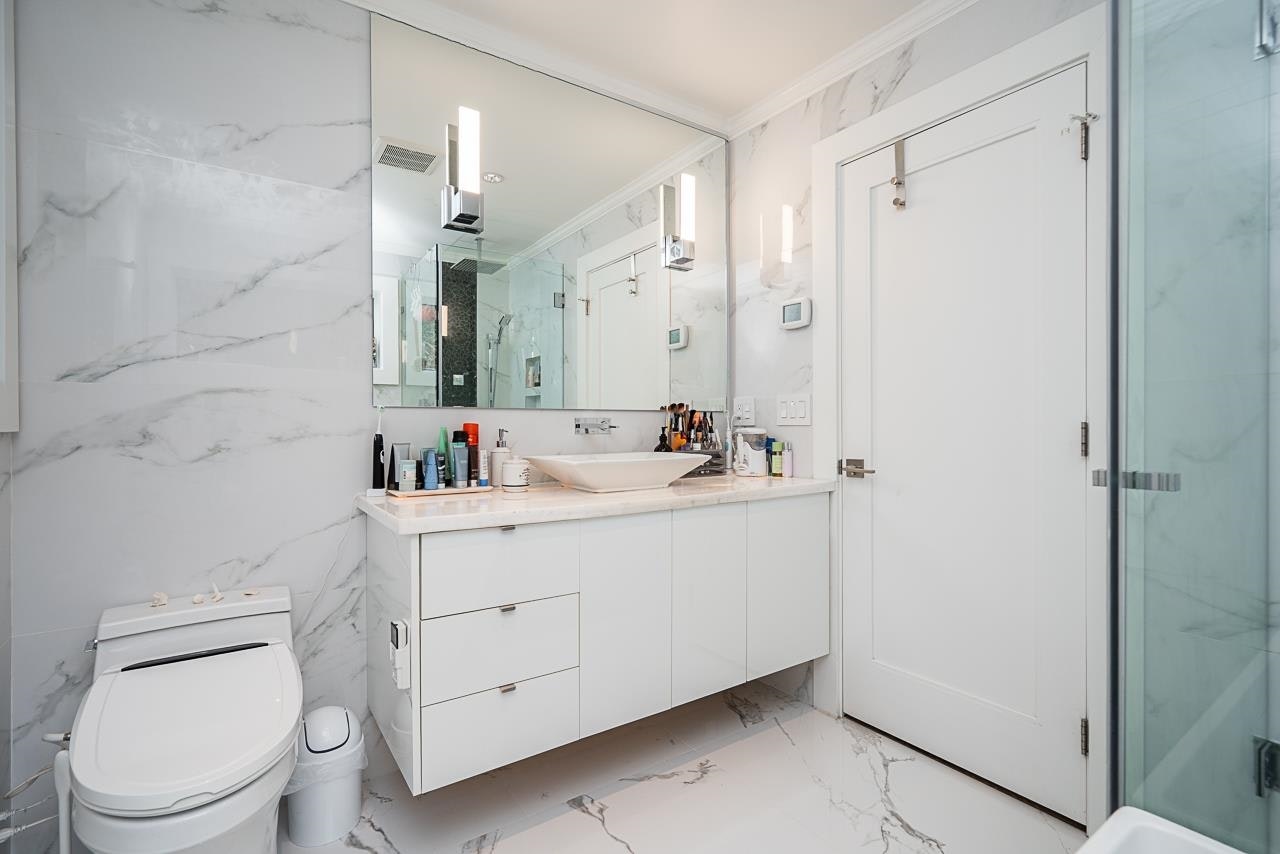 4365 Mountain Highway, North Vancouver, BC, V7K 2K3 - 18