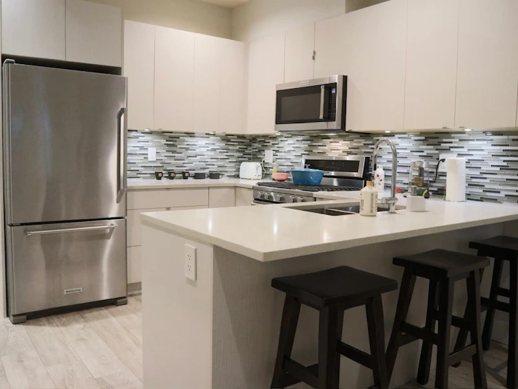 4365 Mountain Highway, North Vancouver, BC, V7K 2K3 - 38
