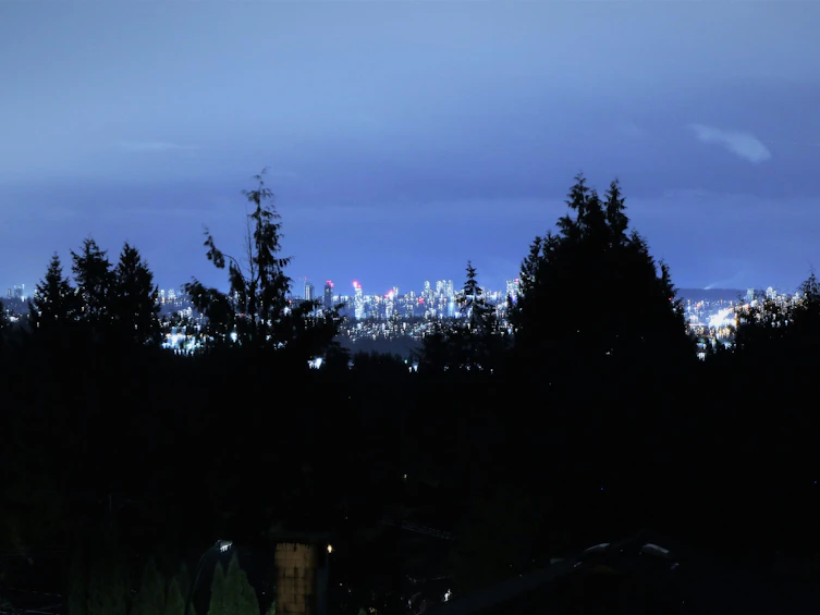 4365 Mountain Highway, North Vancouver, BC, V7K 2K3 - 20