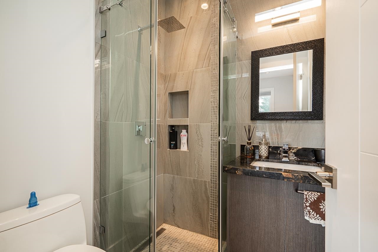 4365 Mountain Highway, North Vancouver, BC, V7K 2K3 - 14