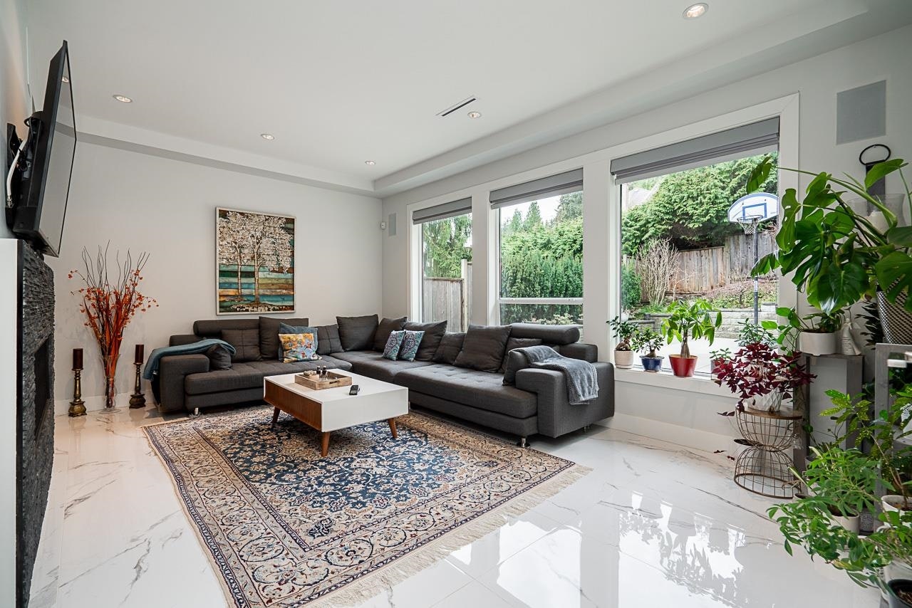 4365 Mountain Highway, North Vancouver, BC, V7K 2K3 - 12
