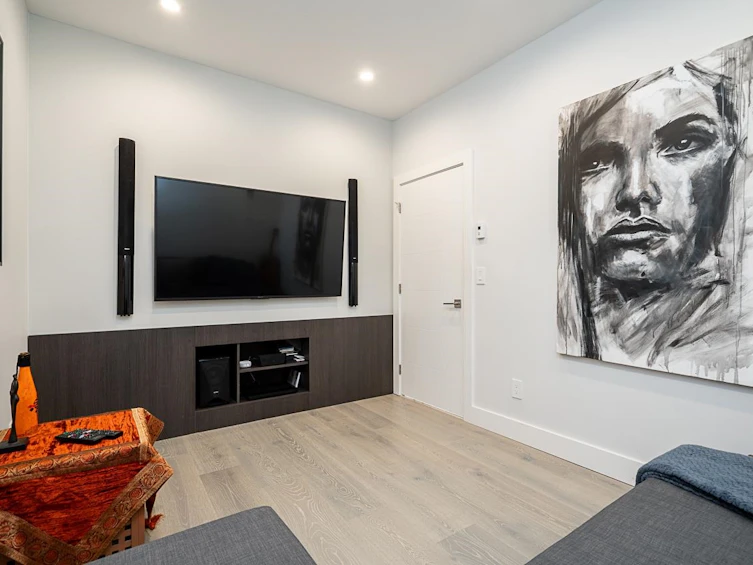 4365 Mountain Highway, North Vancouver, BC, V7K 2K3 - 28