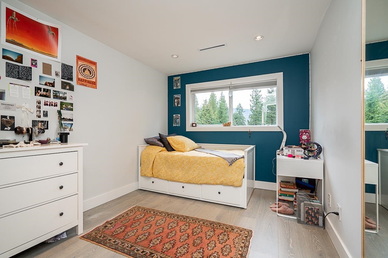 4365 Mountain Highway, North Vancouver, BC, V7K 2K3 - 23