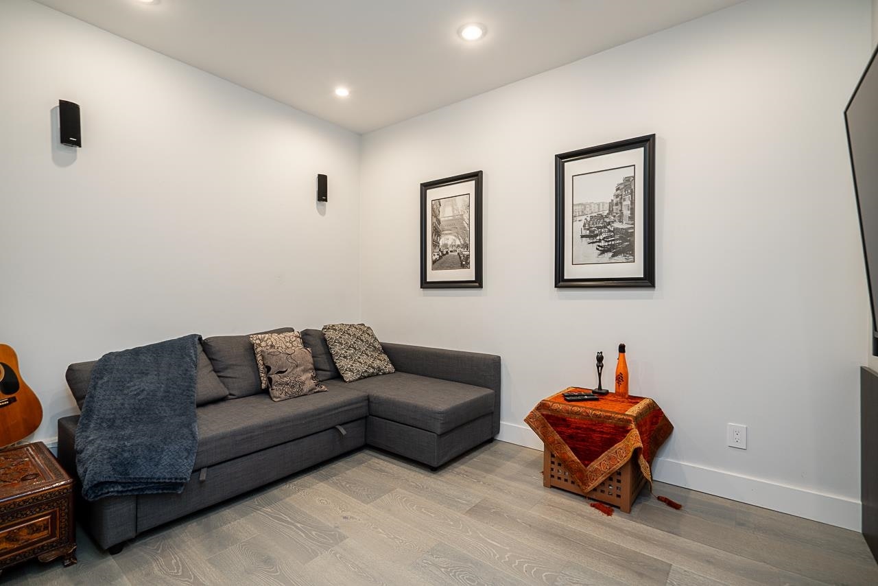 4365 Mountain Highway, North Vancouver, BC, V7K 2K3 - 27