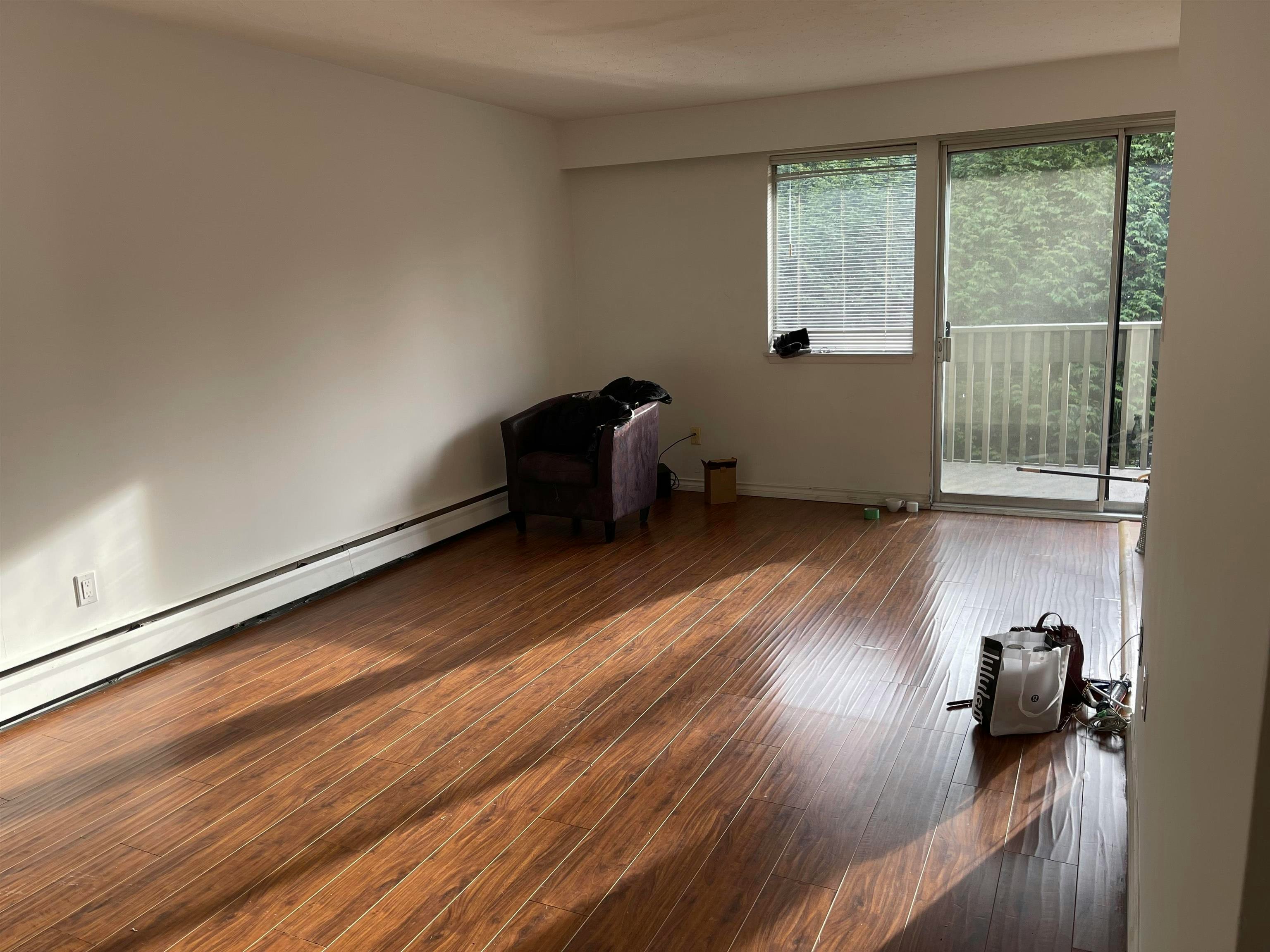 86-5820 Hastings St., Burnaby, BC, V5B 1R6 - 5