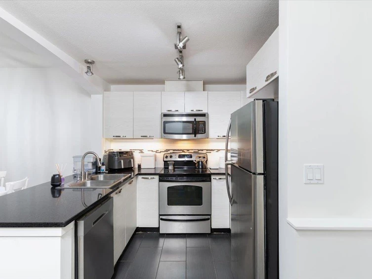 112-7478 Byrnepark Walk, Burnaby, BC, V3N 0B5 - 8