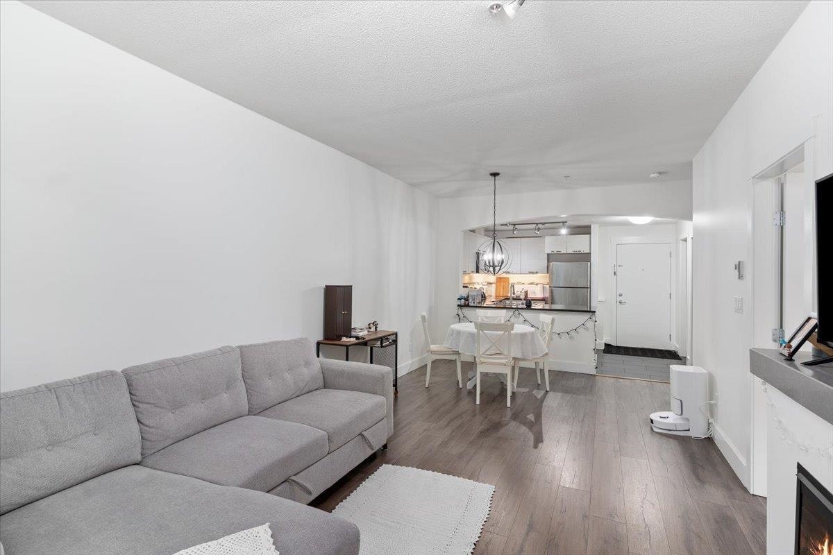 112-7478 Byrnepark Walk, Burnaby, BC, V3N 0B5 - 4