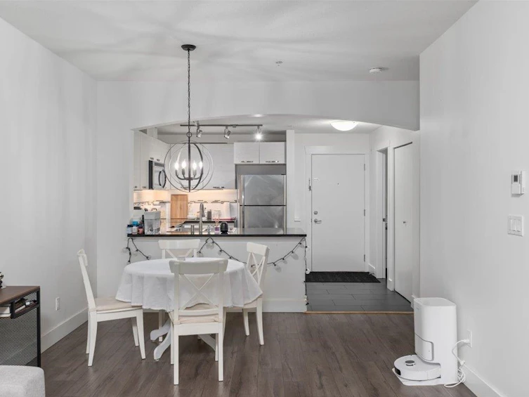 112-7478 Byrnepark Walk, Burnaby, BC, V3N 0B5 - 6