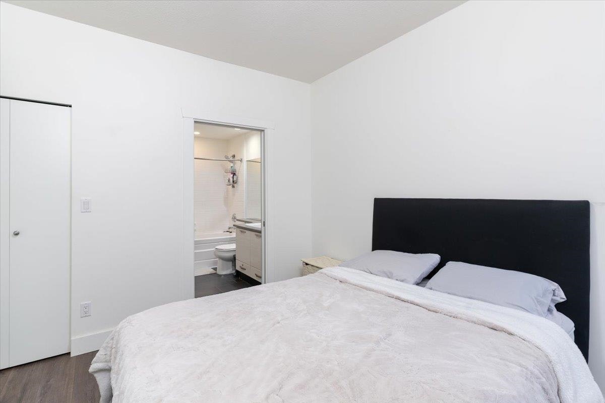 112-7478 Byrnepark Walk, Burnaby, BC, V3N 0B5 - 11