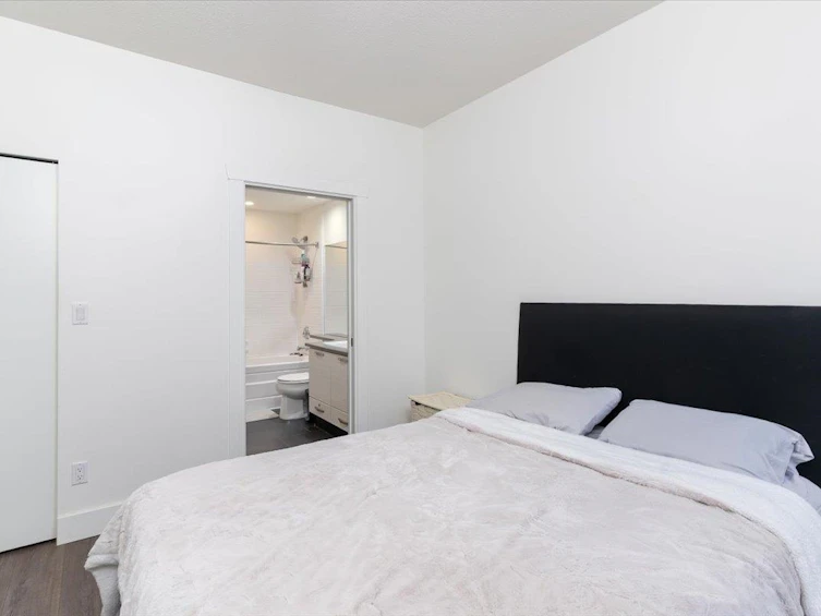 112-7478 Byrnepark Walk, Burnaby, BC, V3N 0B5 - 11