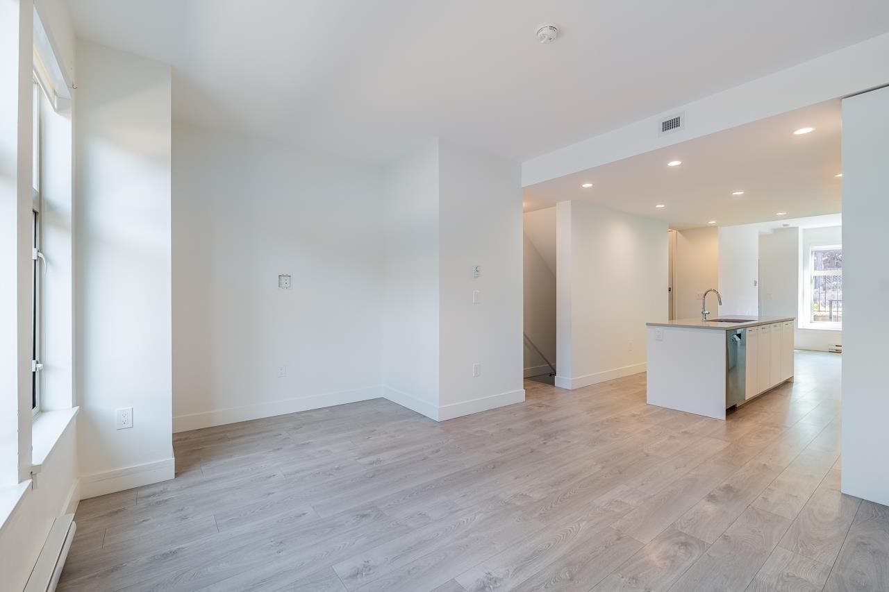 2316 St. Andrews Street, Port Moody, BC, V3H 2A8 - 14