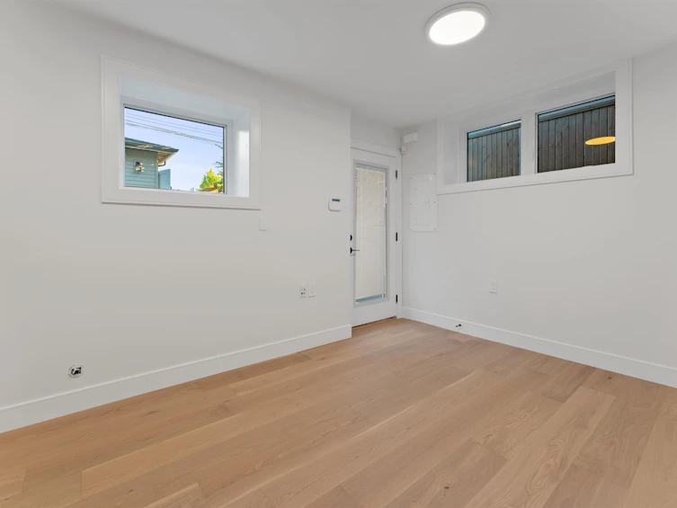 2578 E 4th Avenue, Vancouver, BC, V5M 1K3 - 23