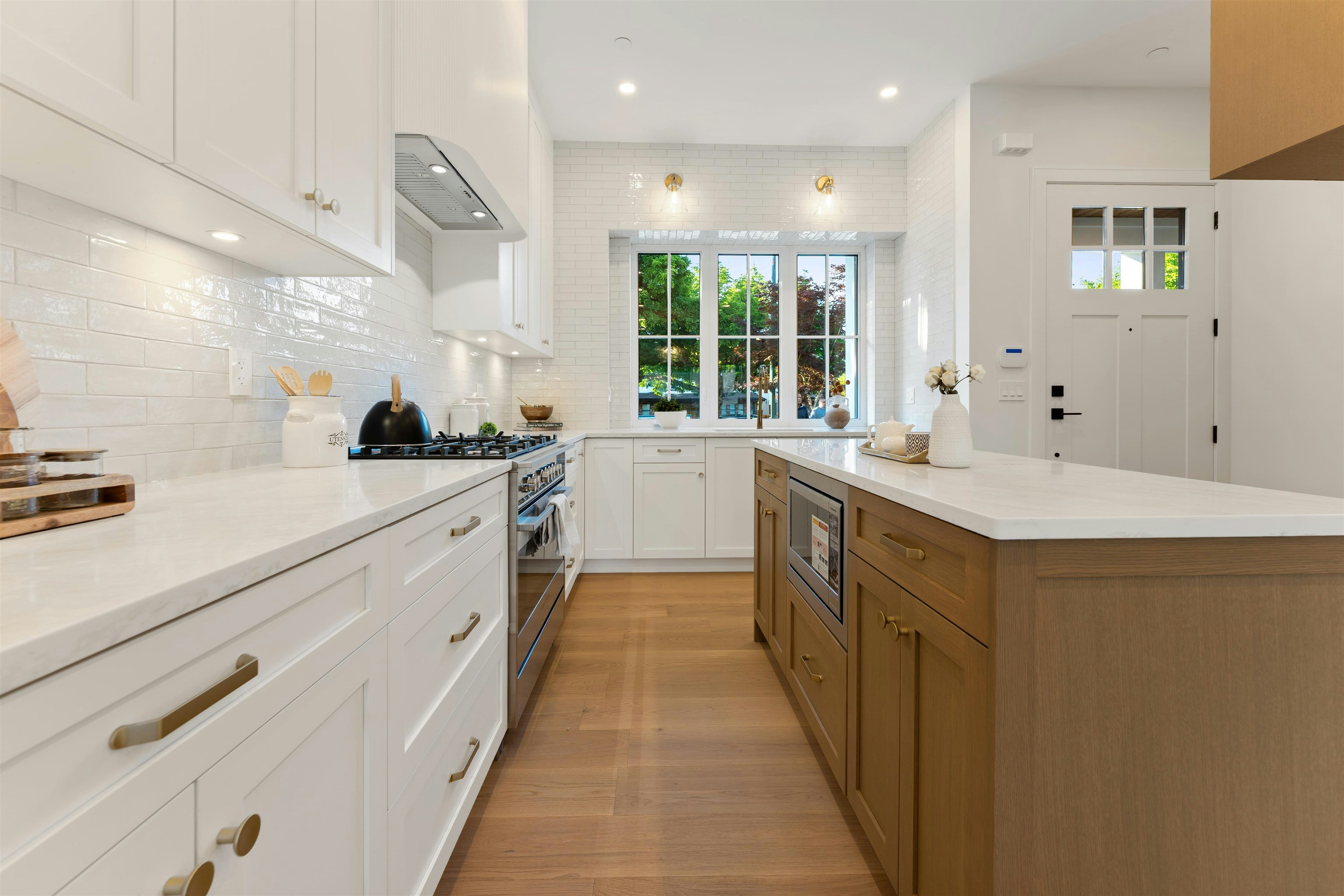 2578 E 4th Avenue, Vancouver, BC, V5M 1K3 - 5