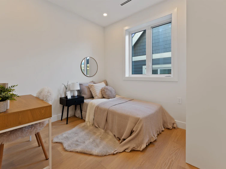 2578 E 4th Avenue, Vancouver, BC, V5M 1K3 - 19