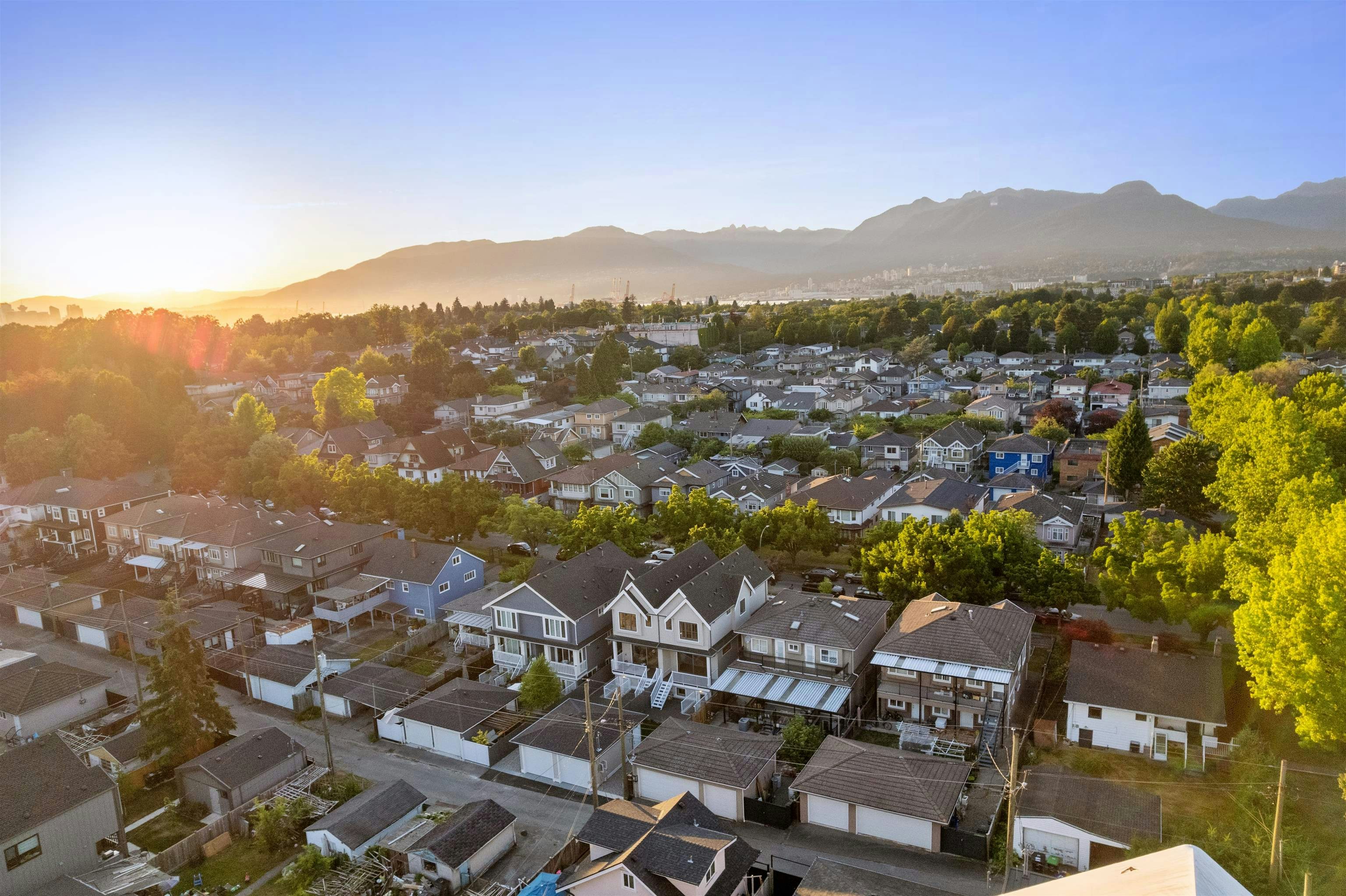 2578 E 4th Avenue, Vancouver, BC, V5M 1K3 - 33