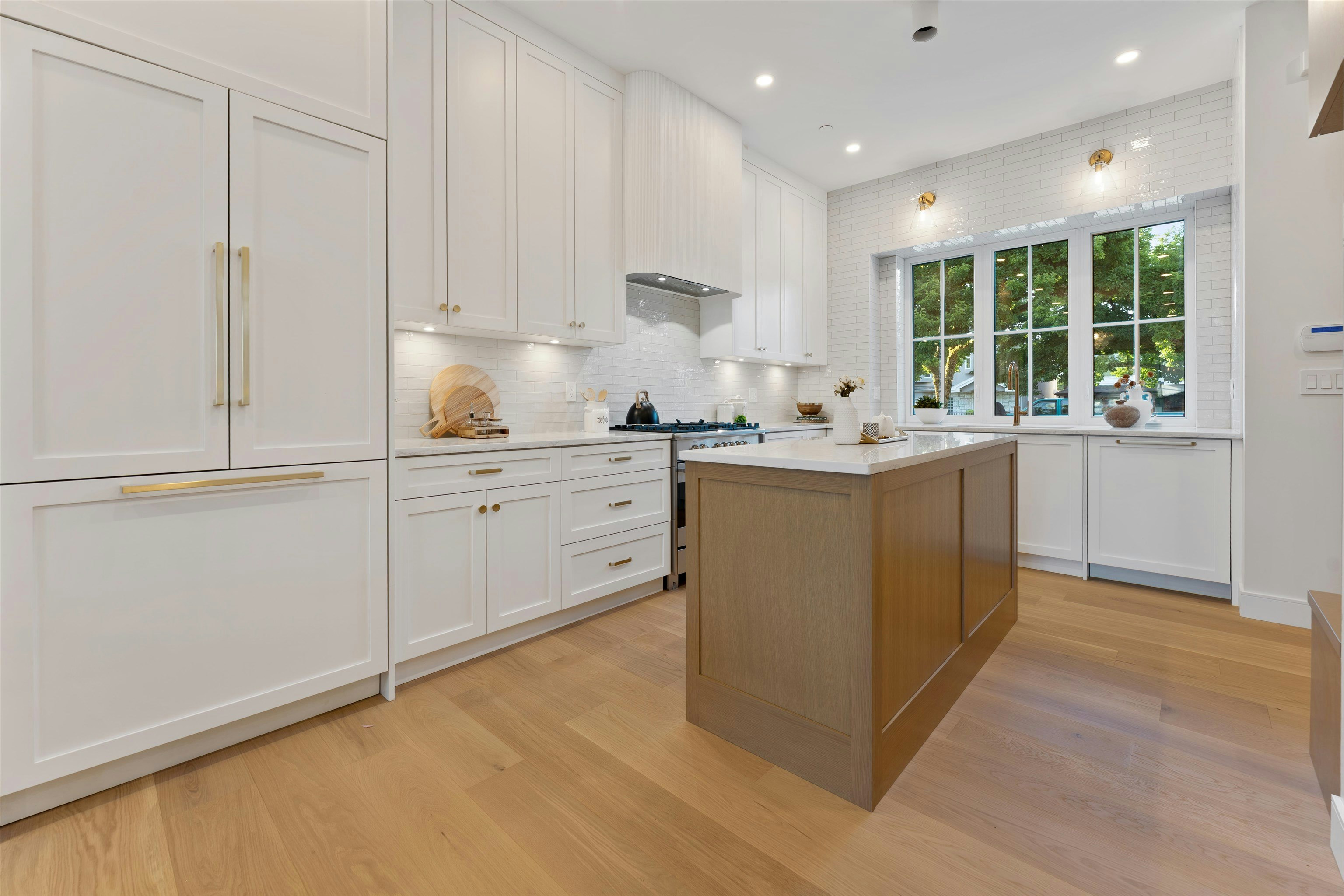 2578 E 4th Avenue, Vancouver, BC, V5M 1K3 - 4