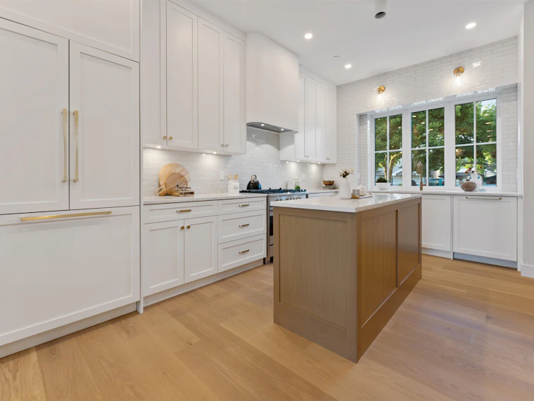 2578 E 4th Avenue, Vancouver, BC, V5M 1K3 - 4