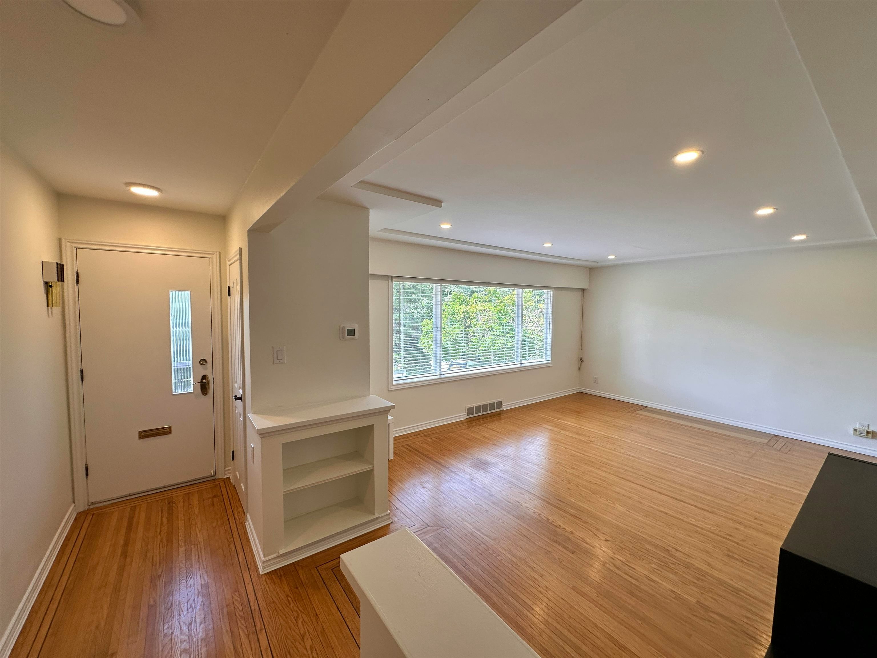 4409 Marine Drive, Burnaby, BC, V5J 3G1 - 21