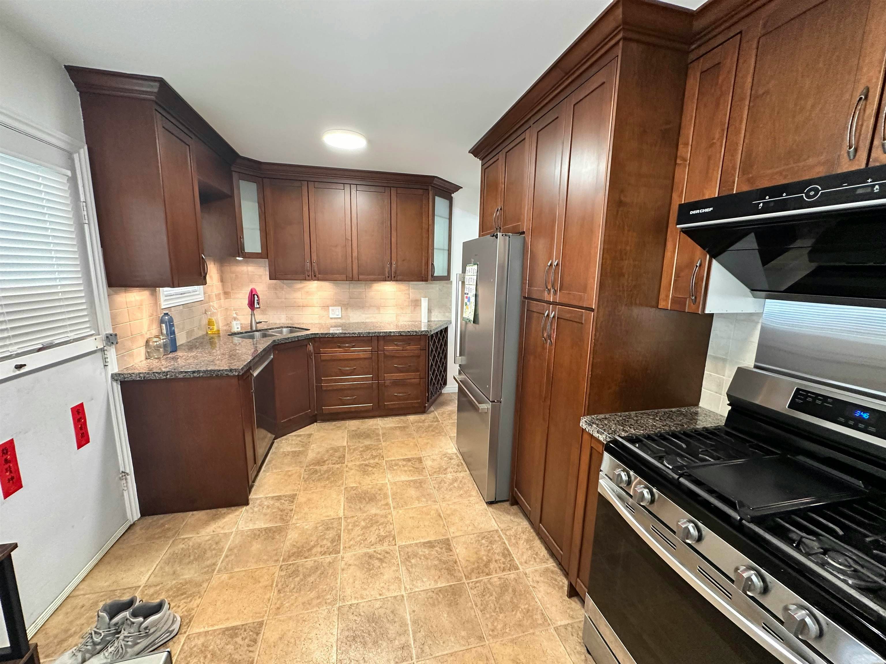 4409 Marine Drive, Burnaby, BC, V5J 3G1 - 20