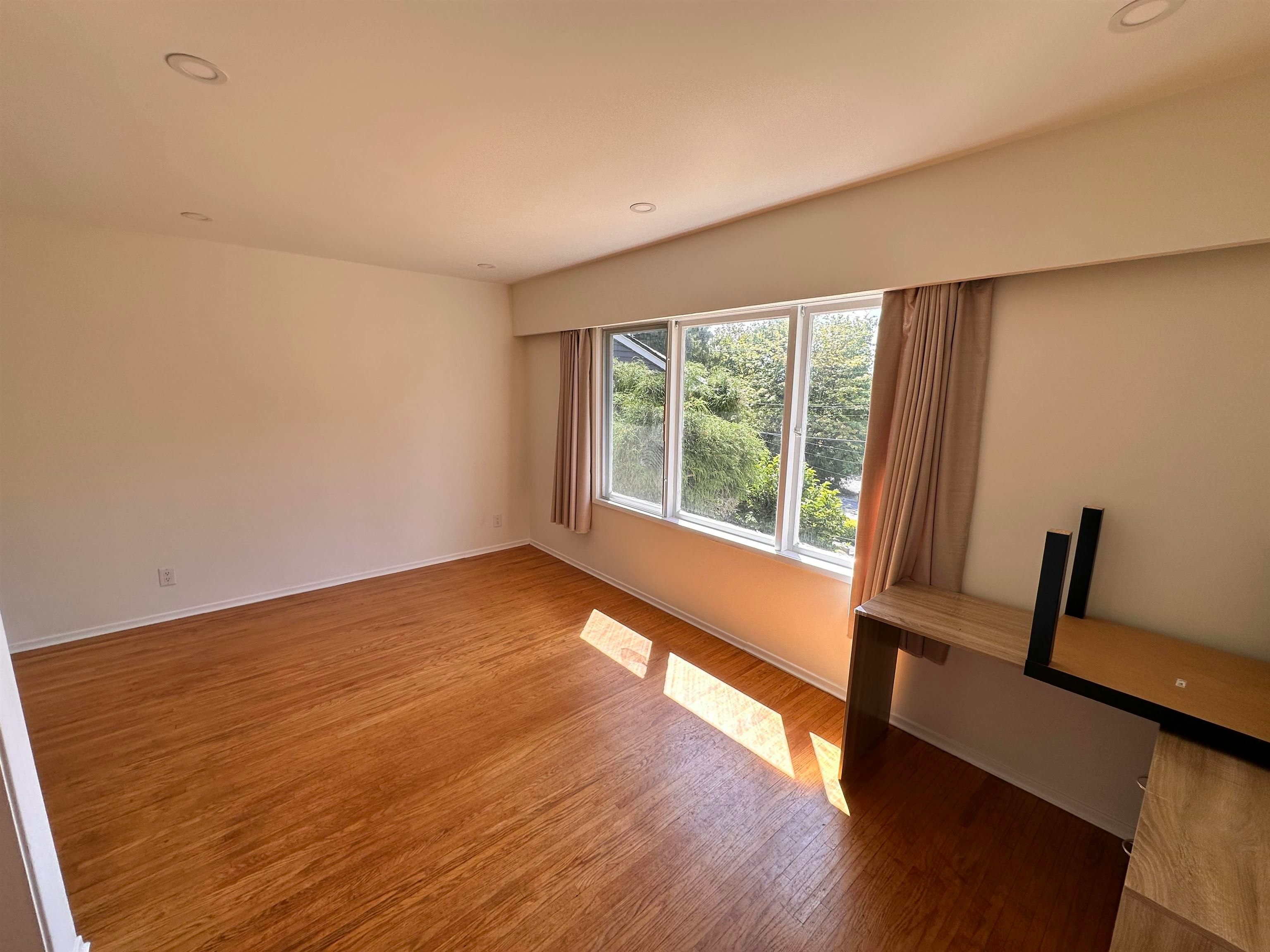 4409 Marine Drive, Burnaby, BC, V5J 3G1 - 15