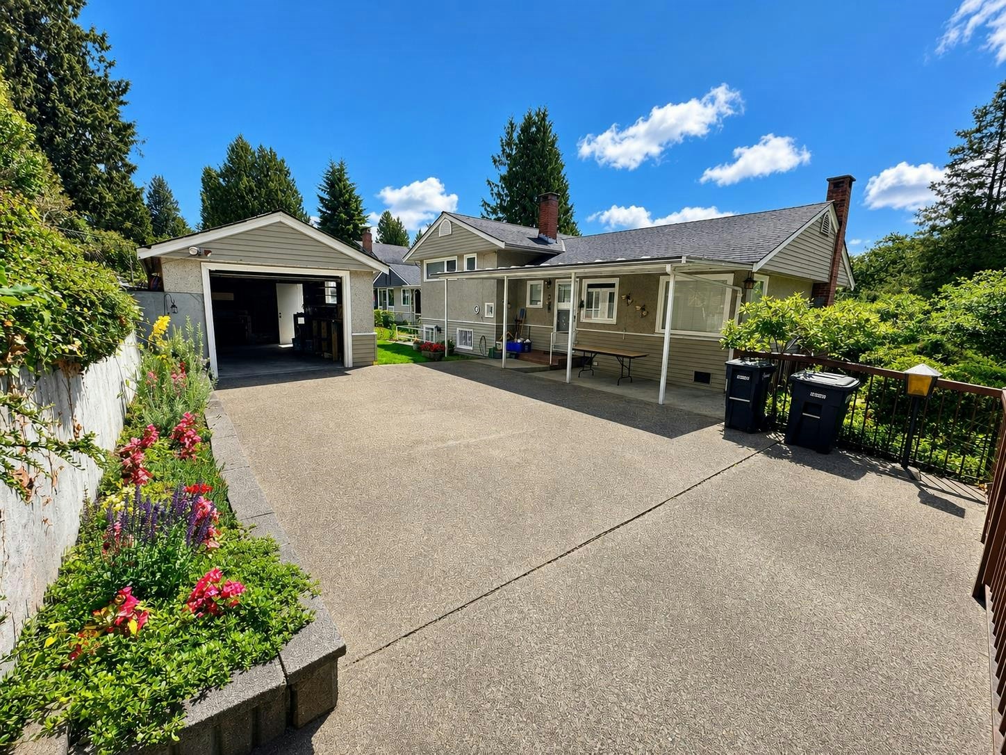 4409 Marine Drive, Burnaby, BC, V5J 3G1 - 4