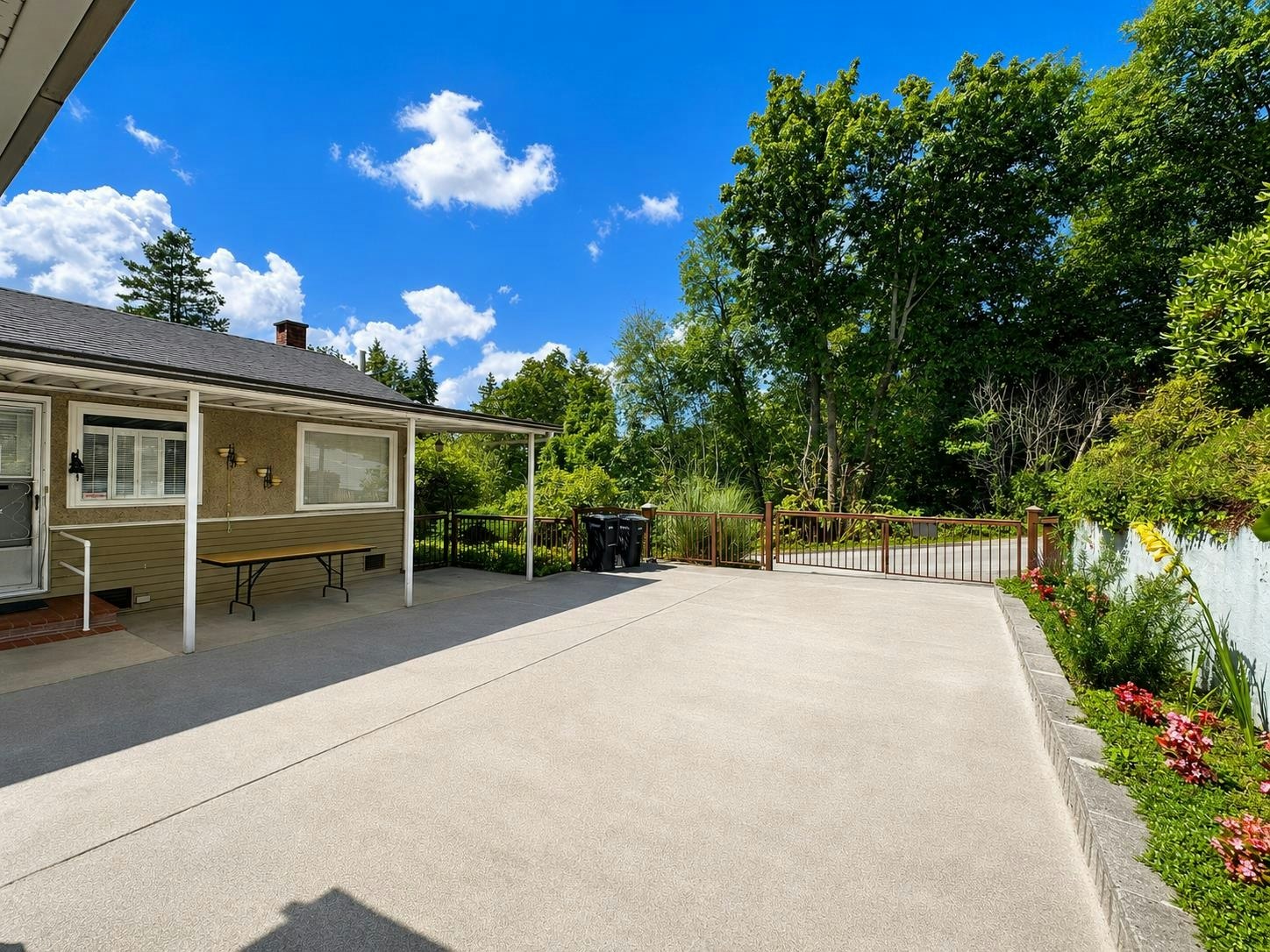 4409 Marine Drive, Burnaby, BC, V5J 3G1 - 3