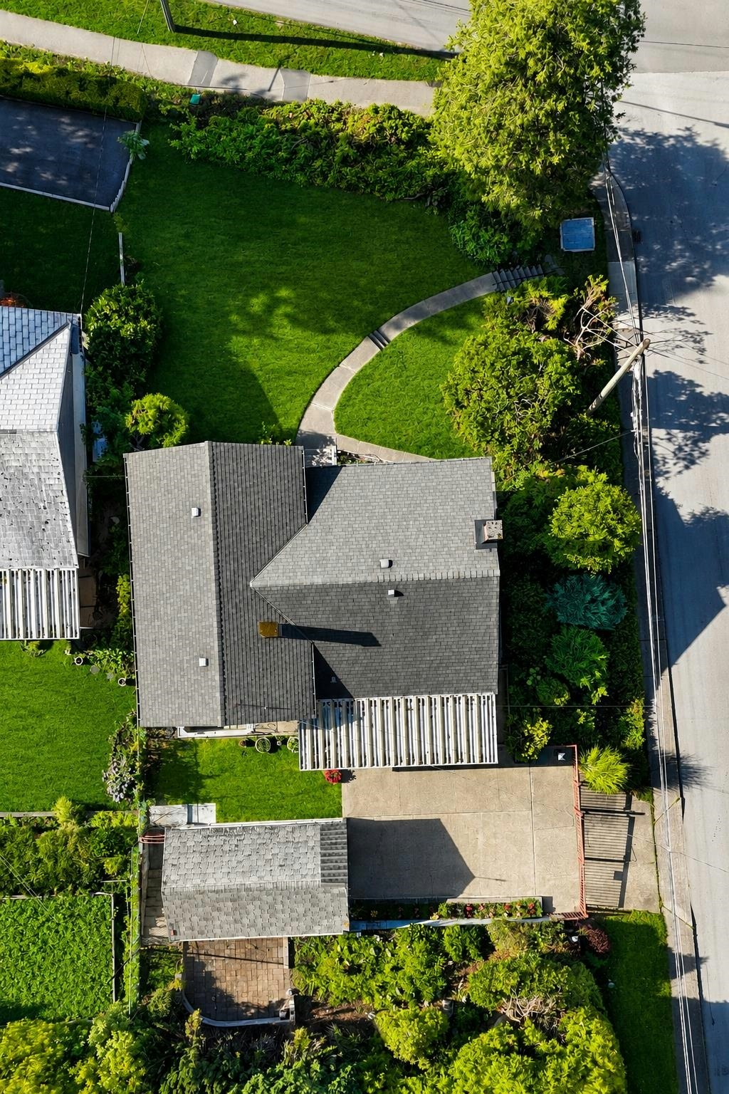 4409 Marine Drive, Burnaby, BC, V5J 3G1 - 2
