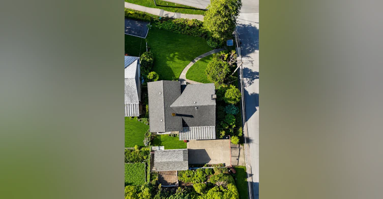 4409 Marine Drive, Burnaby, BC, V5J 3G1 - 2